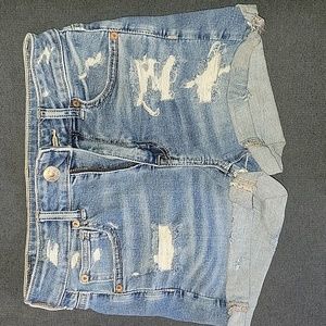 American Eagle Outfitters size 2 light blue denim